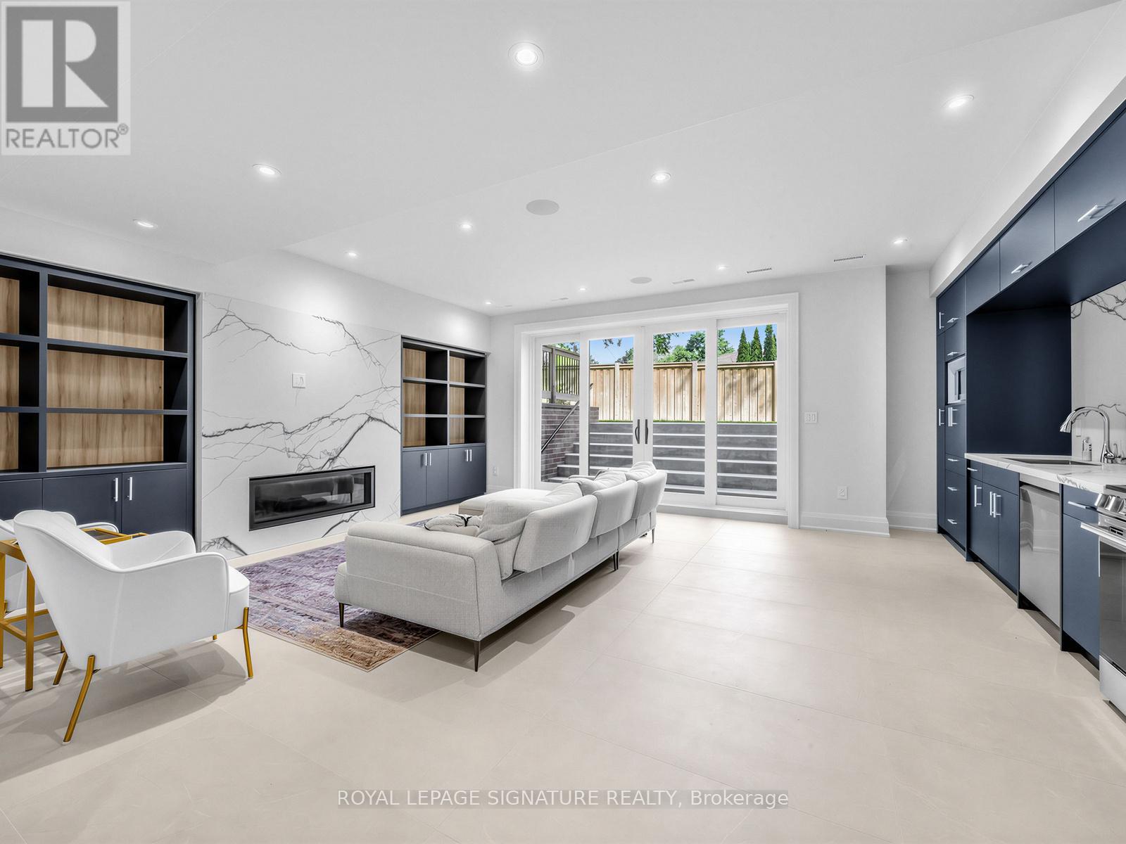 73 STARLIGHT CRESCENT - Image 34