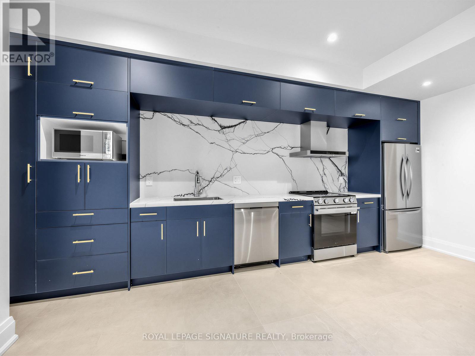 73 STARLIGHT CRESCENT - Image 36