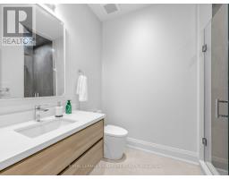 73 Starlight Crescent, Richmond Hill, ON L4C4X3 Photo 42