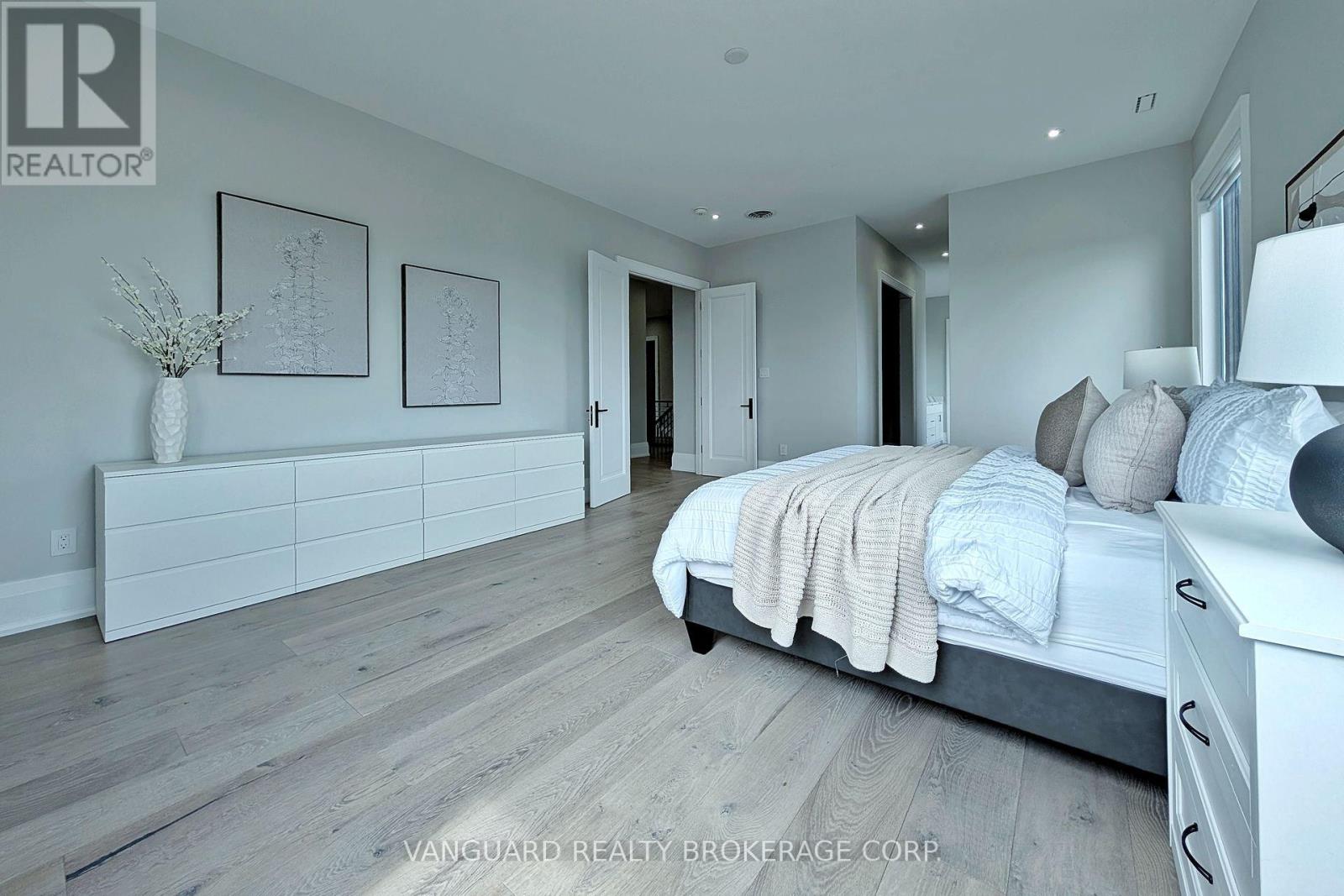 7 HOUSTON ROAD - 27