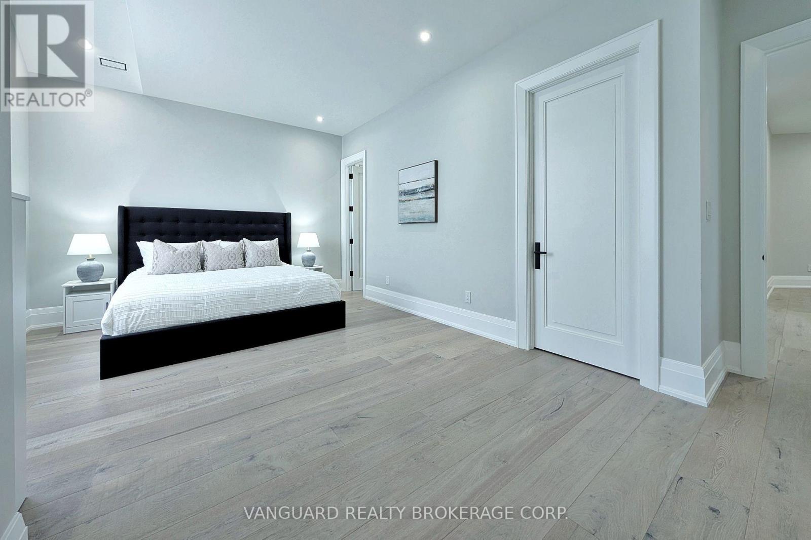 7 HOUSTON ROAD - 33