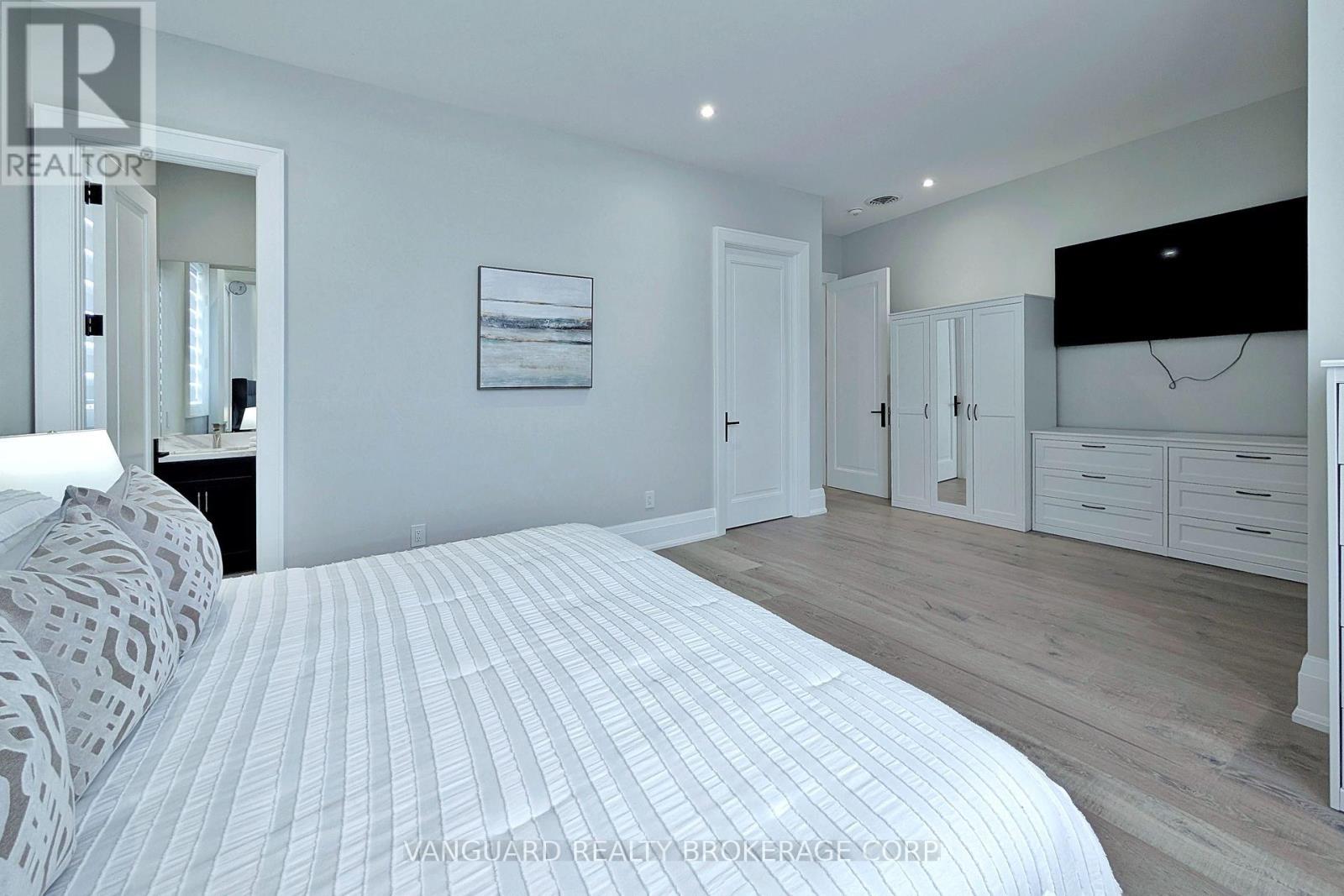 7 HOUSTON ROAD - 34