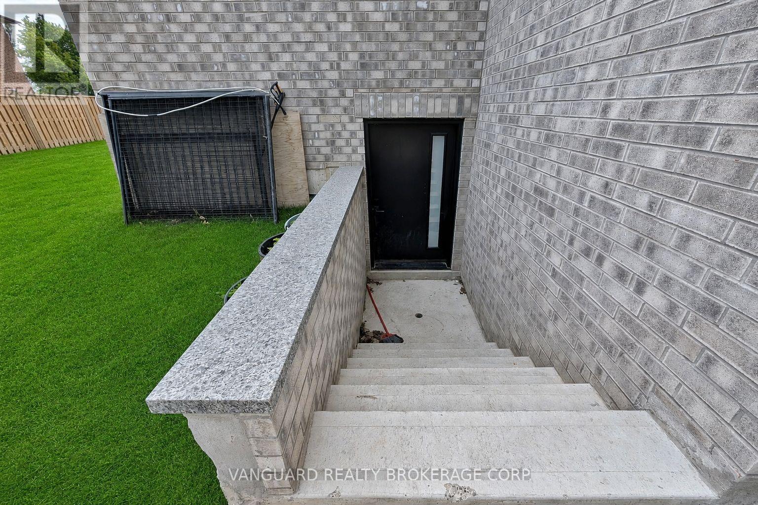 7 HOUSTON ROAD - 50