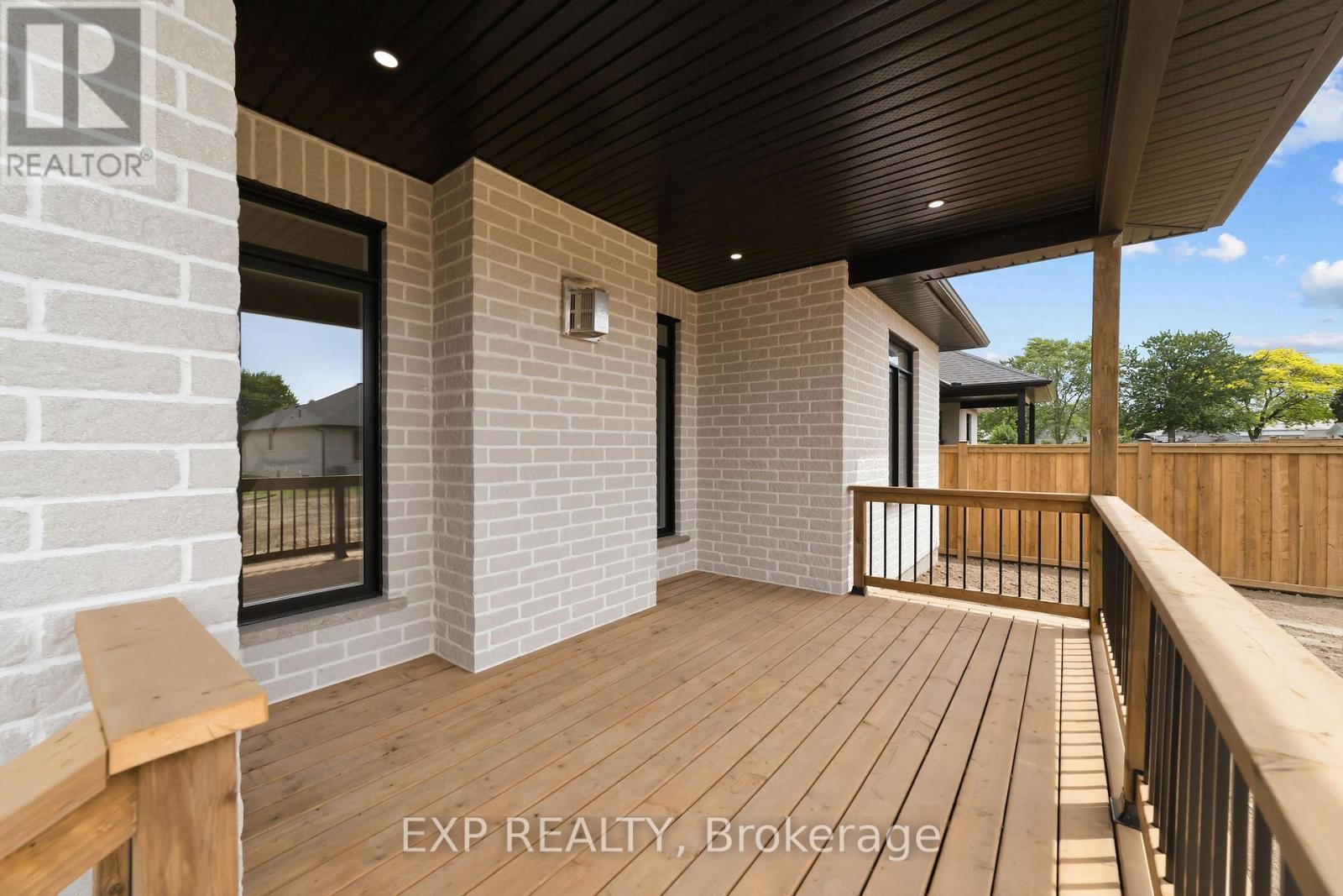 404 ERIE STREET - 16