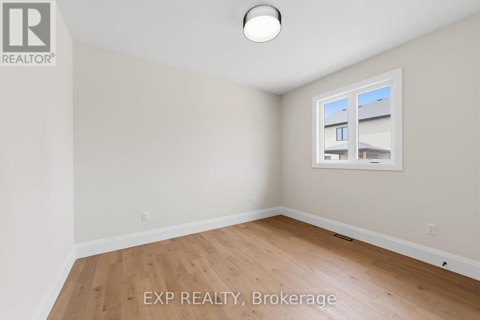 404 ERIE STREET - 23