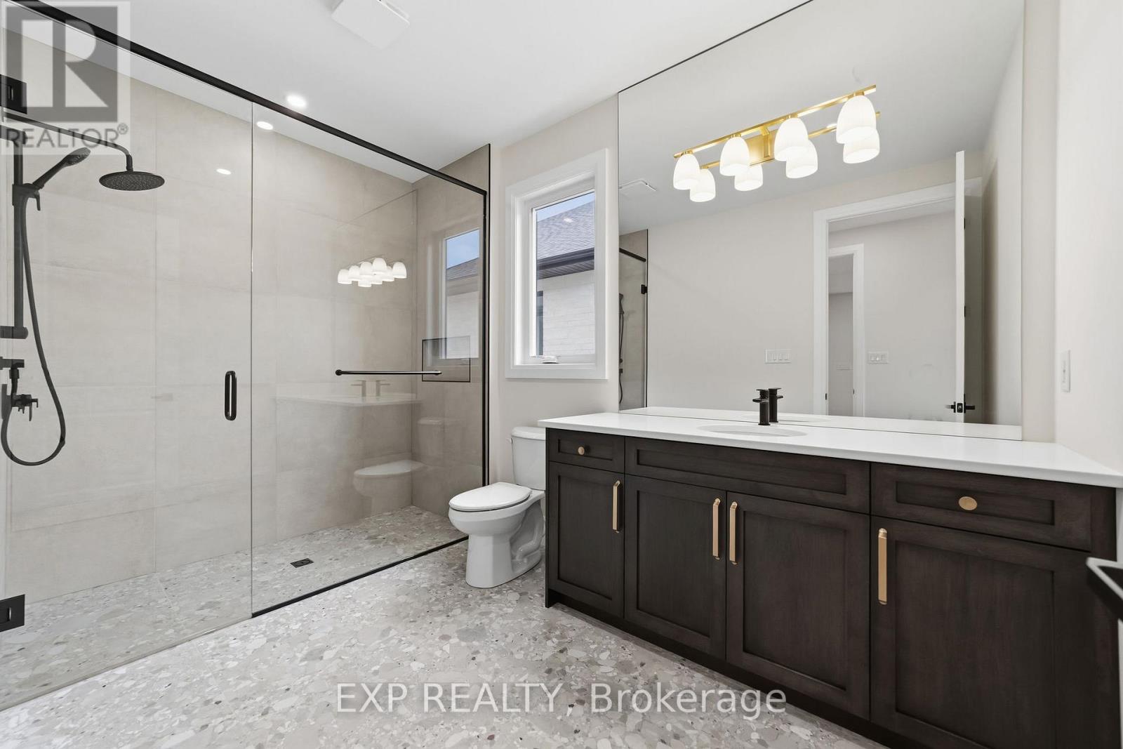 404 ERIE STREET - 27