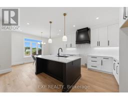 404 Erie Street, Warwick, ON N0M2S0 Photo 11