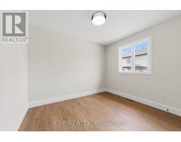 404 Erie Street, Warwick, ON N0M2S0 Photo 23