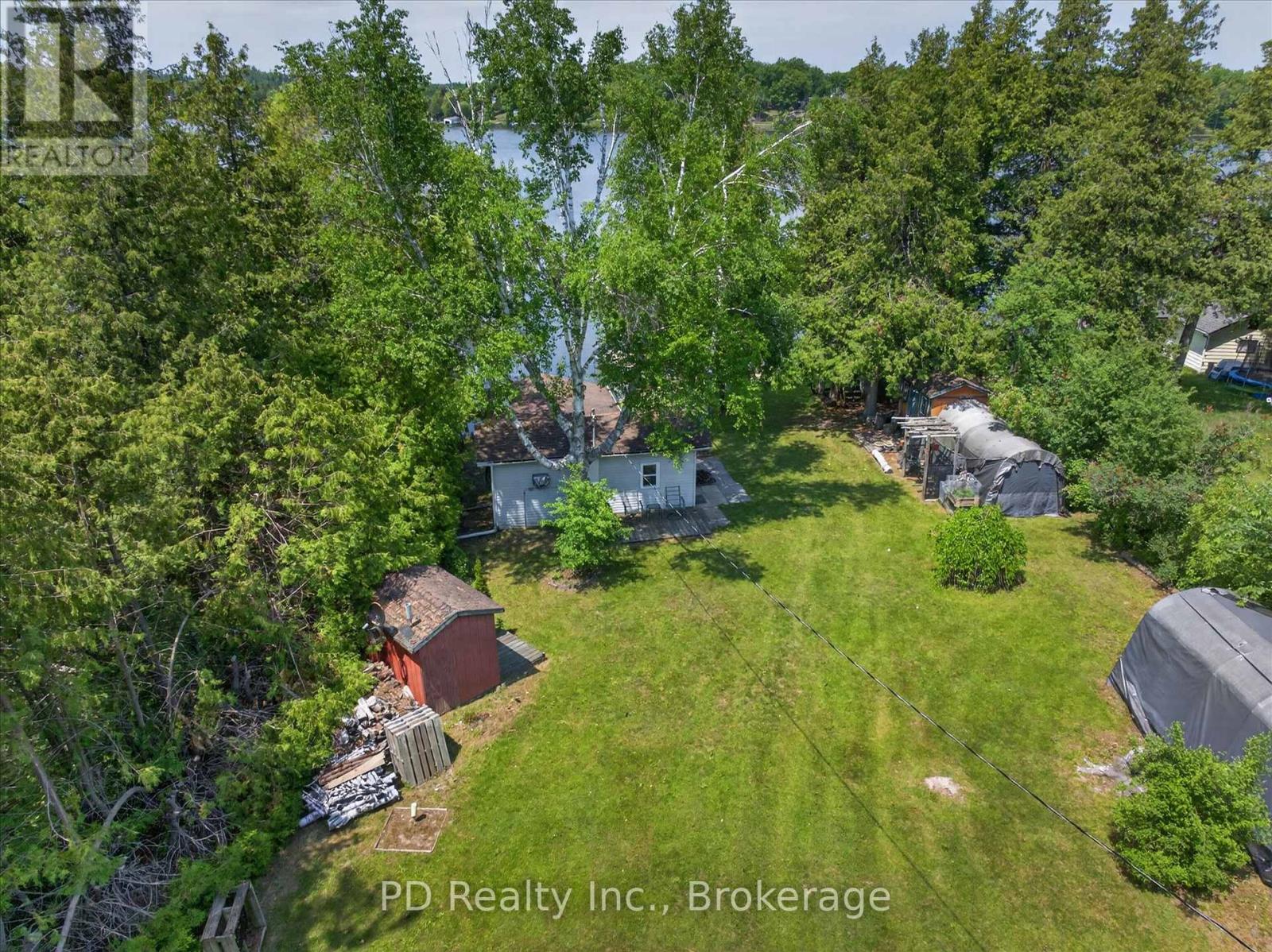 42 PHEASANT STREET - 42