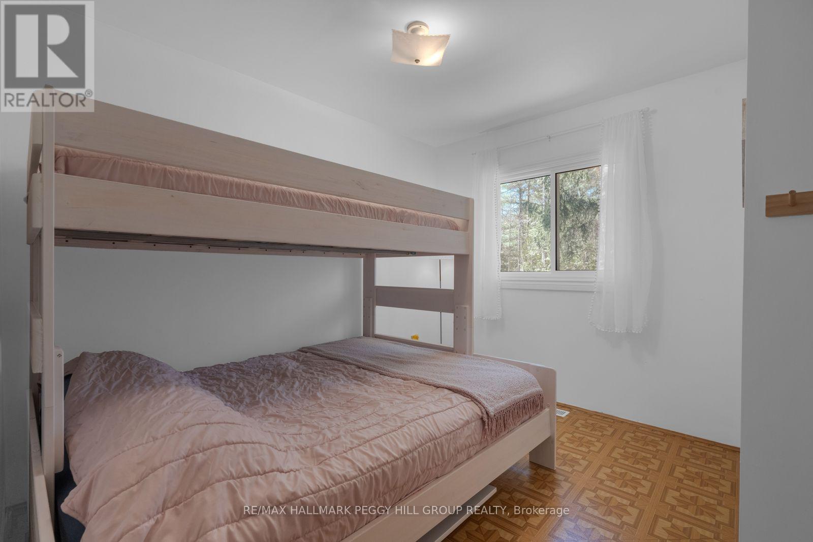 740 LAFONTAINE ROAD W - 10