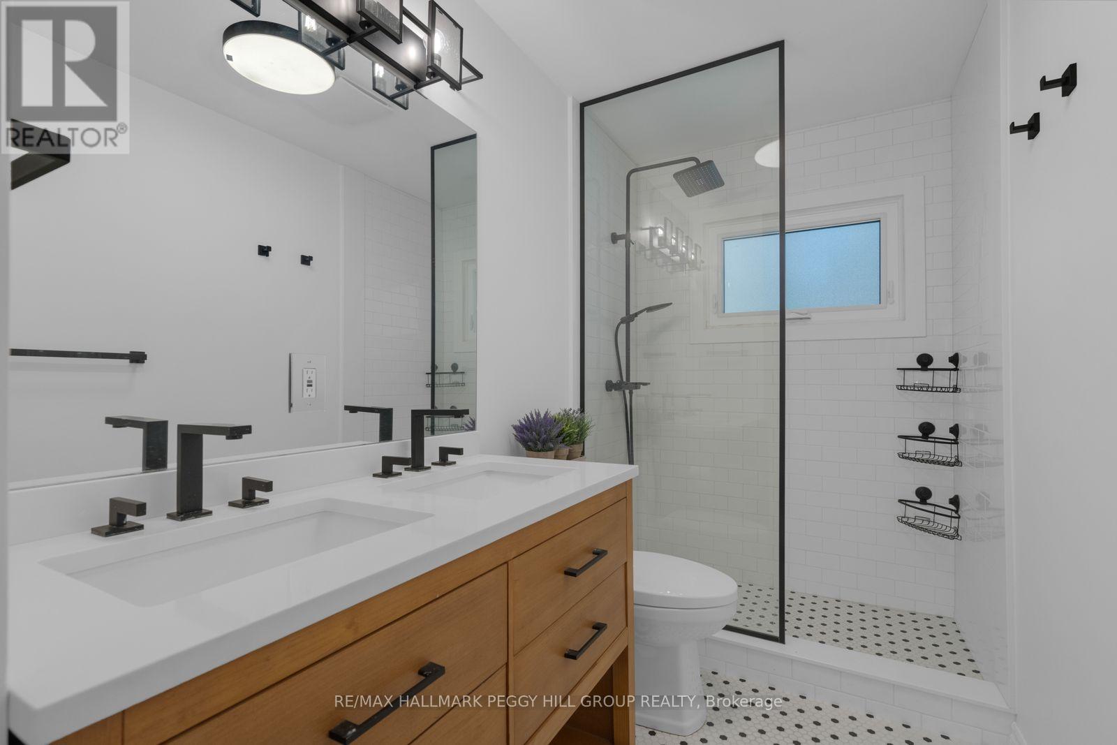 740 LAFONTAINE ROAD W - 11