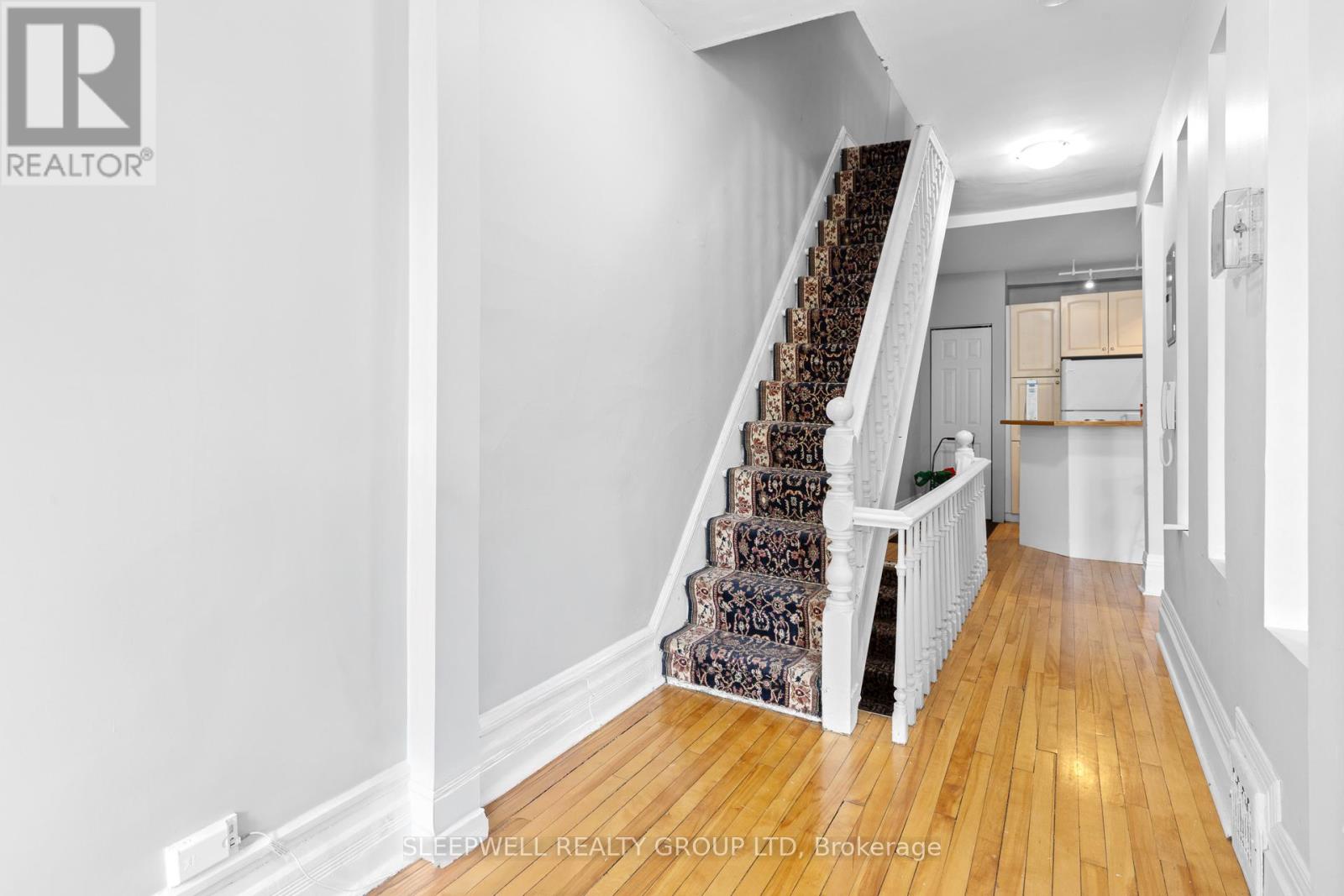 389 DALY AVENUE - 12
