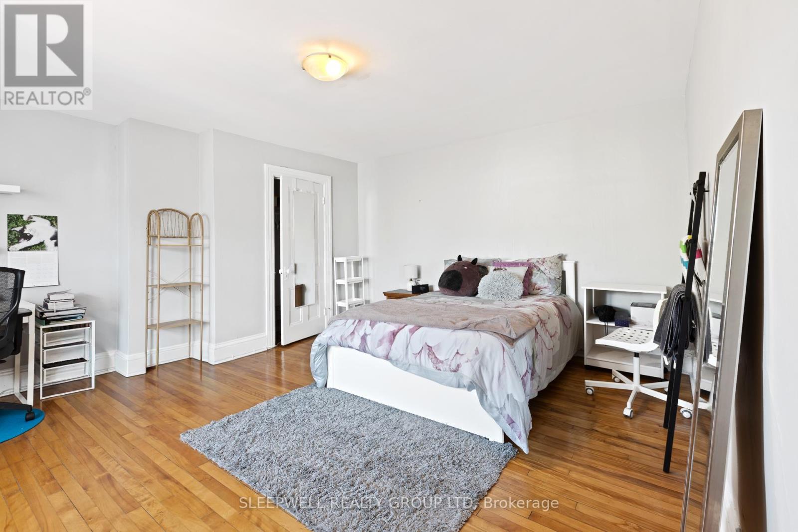 389 DALY AVENUE - 14