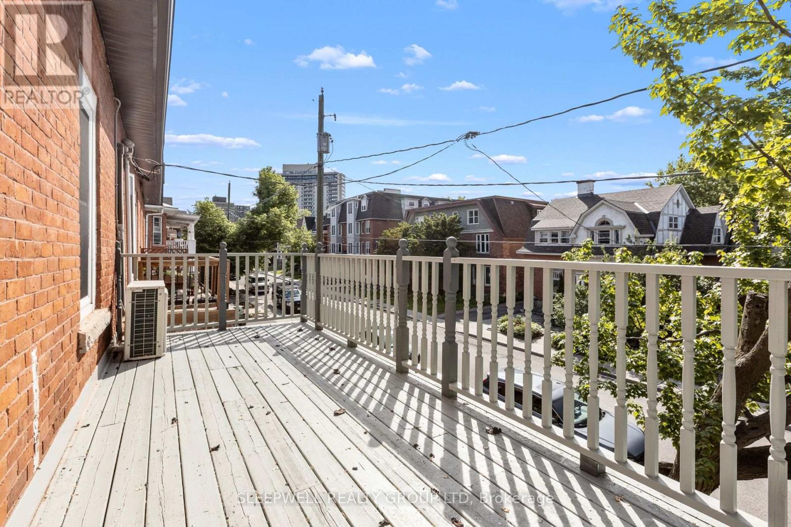389 DALY AVENUE - 22