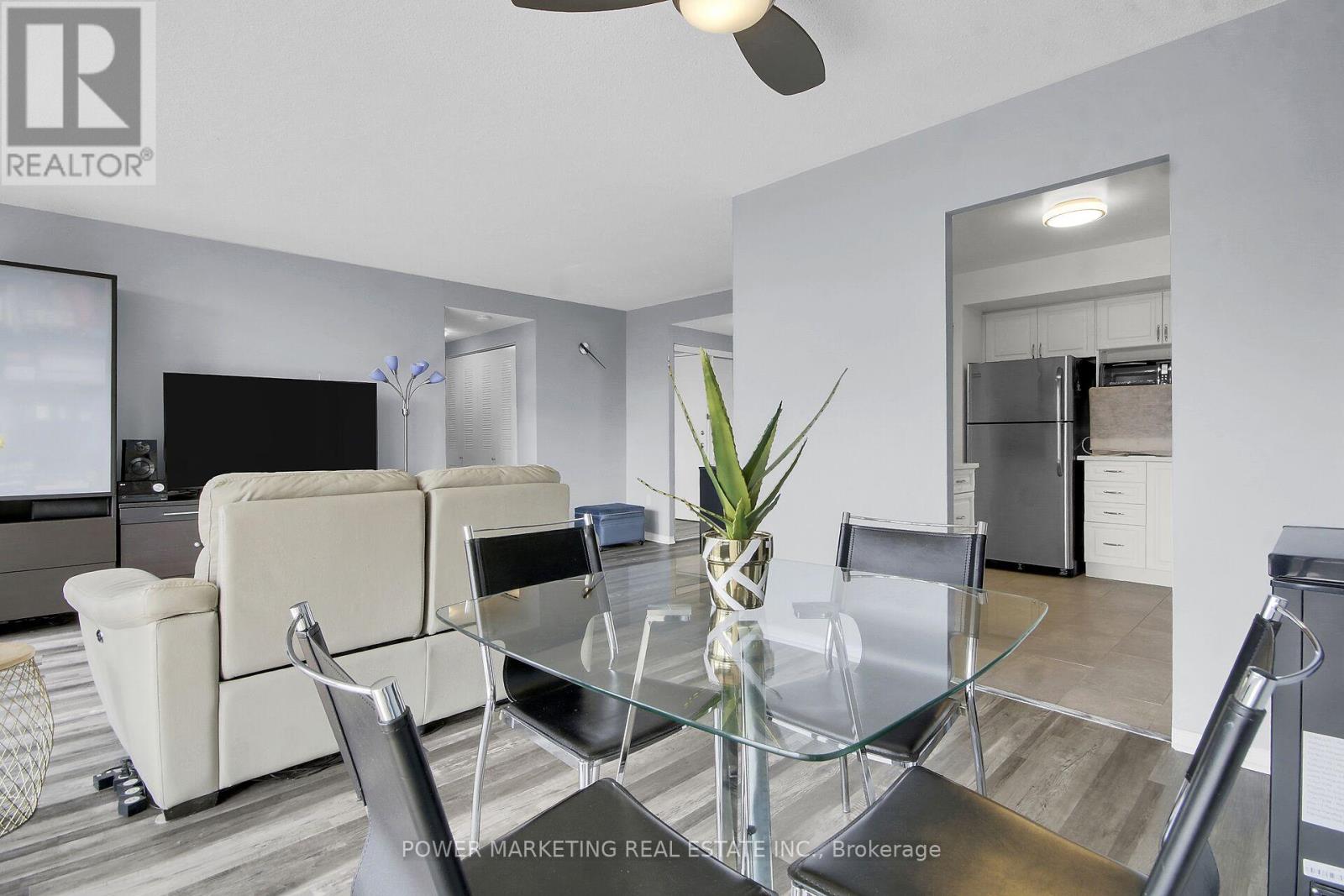 2 Bed, 2 Bath House for Sale in Ottawa – 1206 – 2759 CAROUSEL CRESCENT, Ottawa – MLS# X13425562 - Image 9