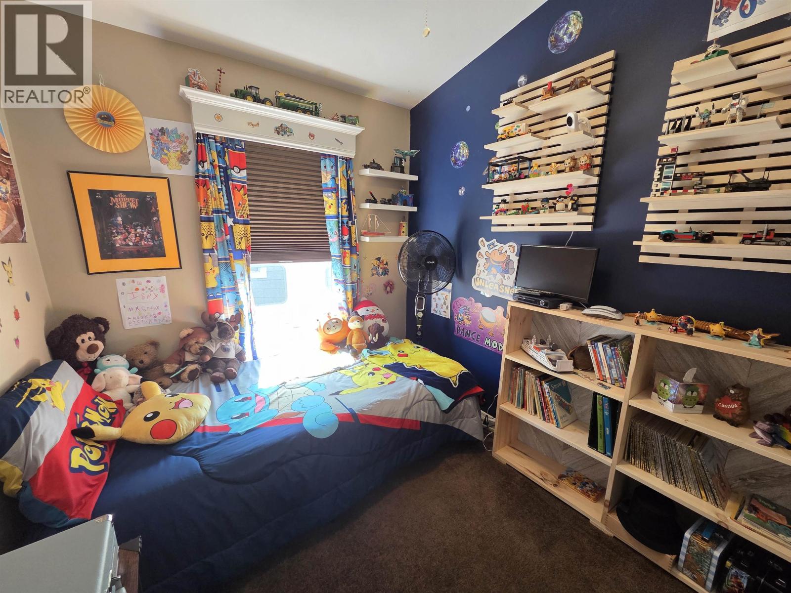 #73 3616 LARCH AVENUE - 12