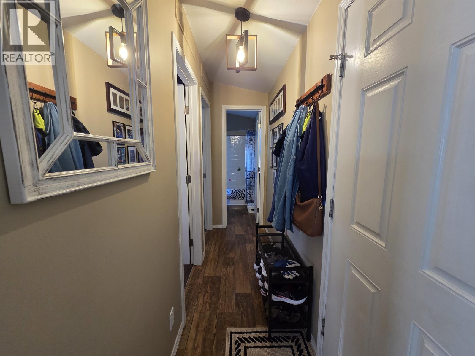 #73 3616 LARCH AVENUE - 14
