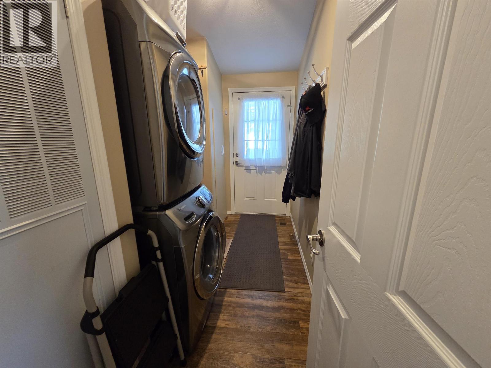 #73 3616 LARCH AVENUE - 15