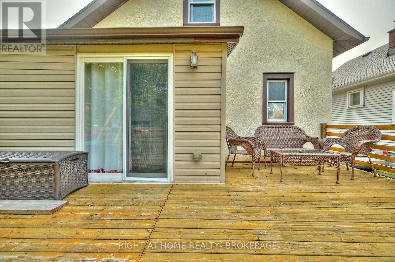 4367 HOMEWOOD AVENUE - 31