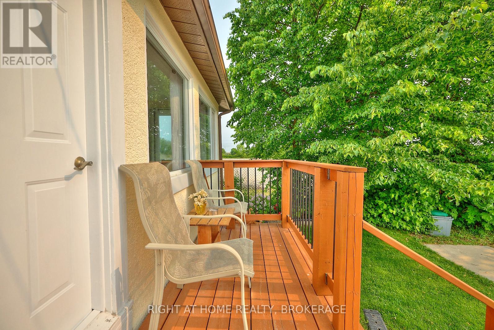 4367 HOMEWOOD AVENUE - 4