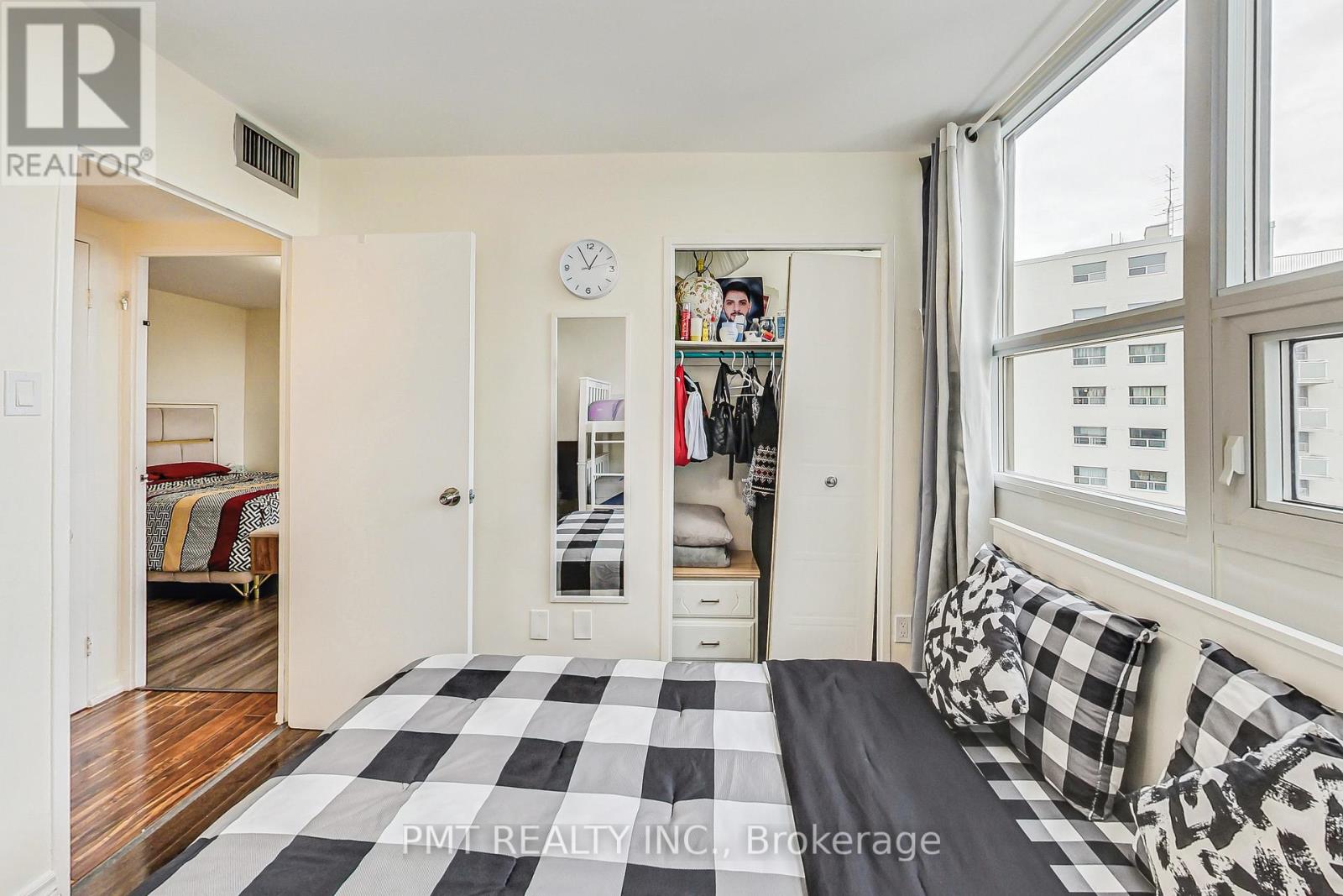 #1105 2323 CONFEDERATION PARKWAY - 20