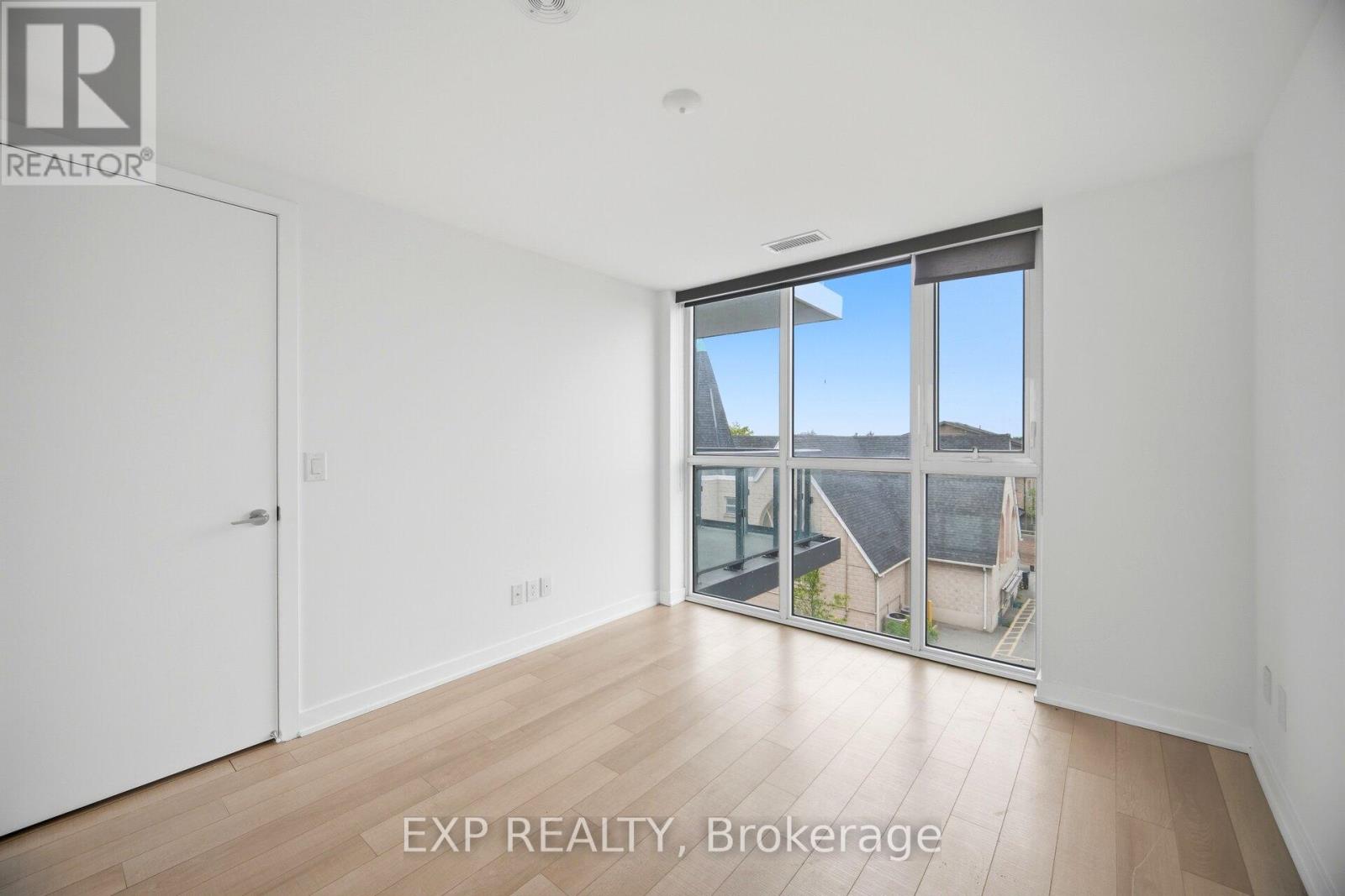 #306 16 MCADAM AVENUE - 24
