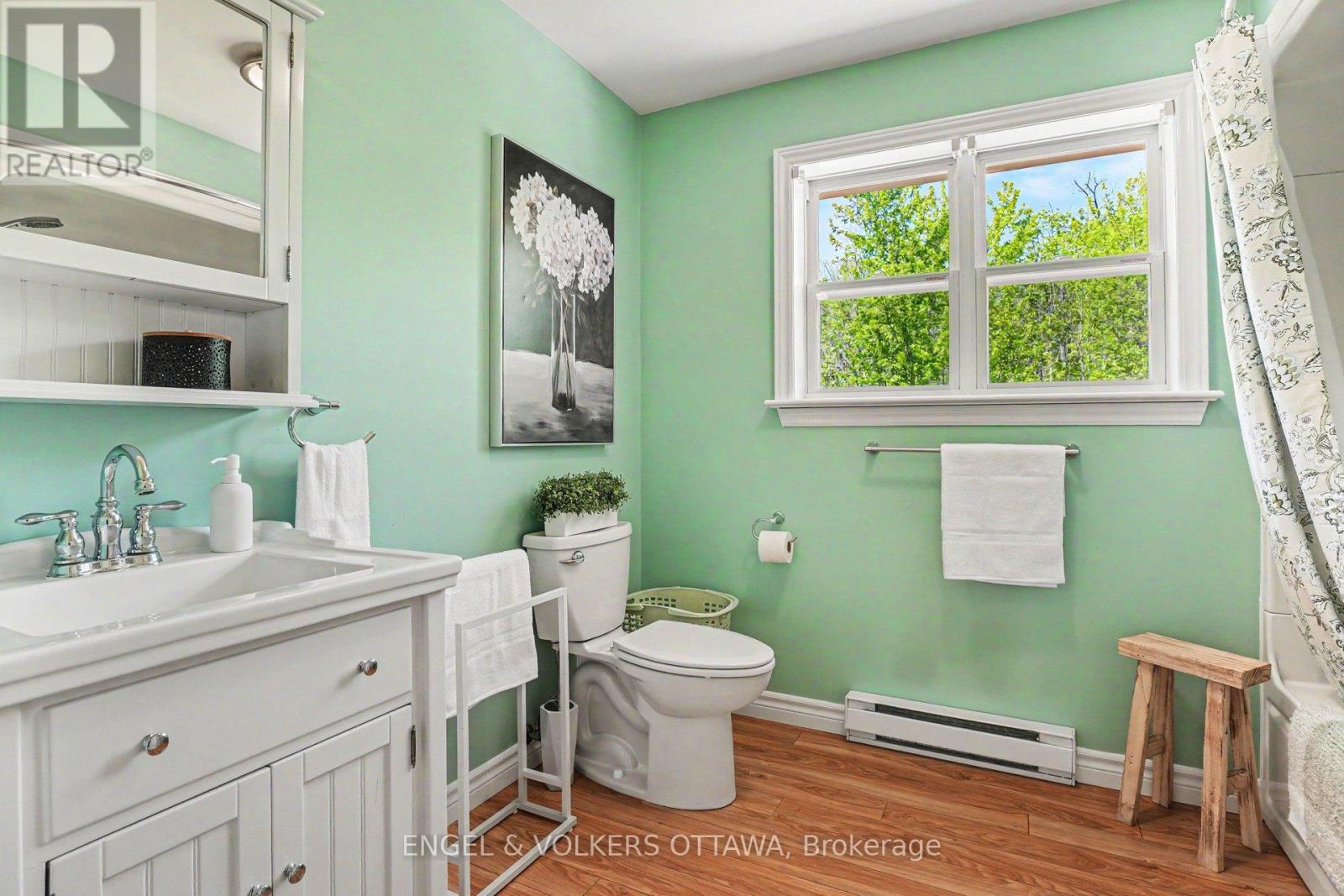 835 ARCHIBALD STREET - Image 42