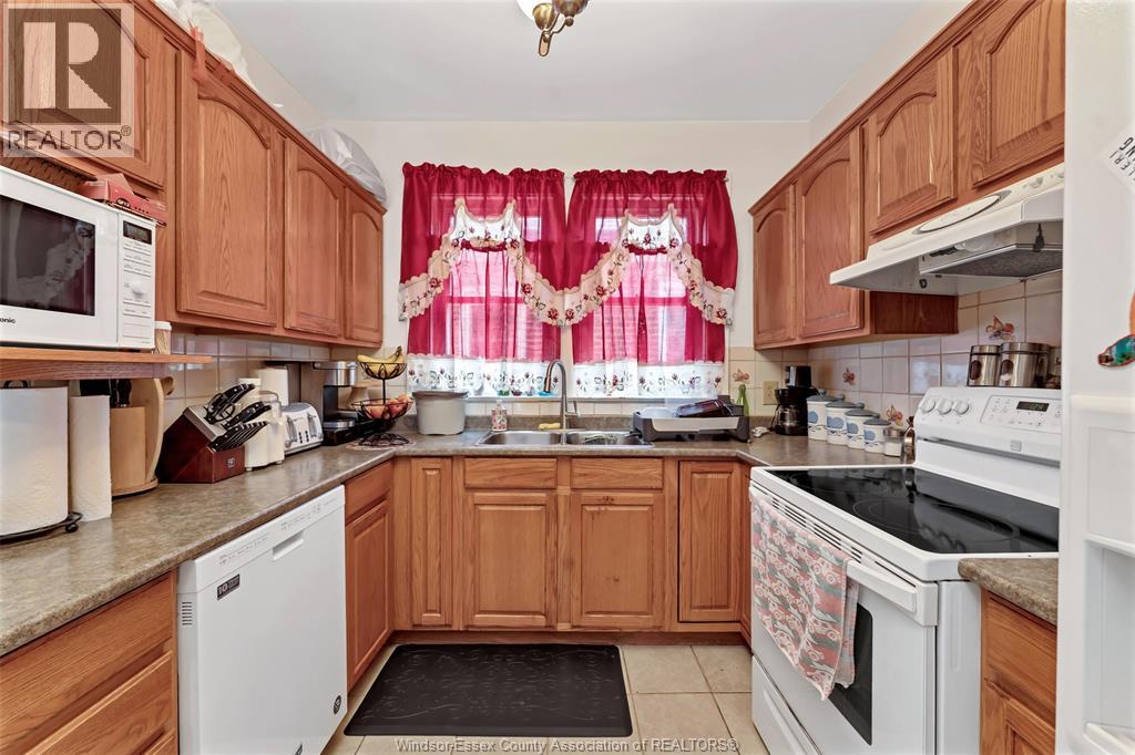 1407 HALL - 14