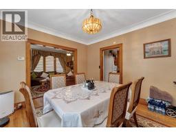 1407 Hall, Windsor, ON N8X4R5 Photo 12