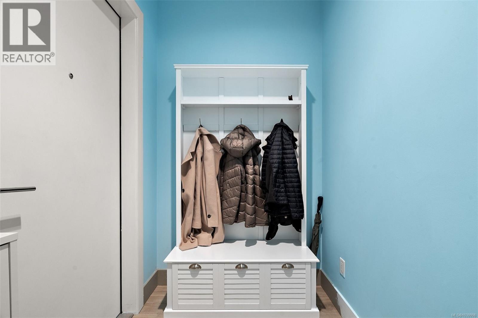 #103 70 Saghalie Rd - Image 2