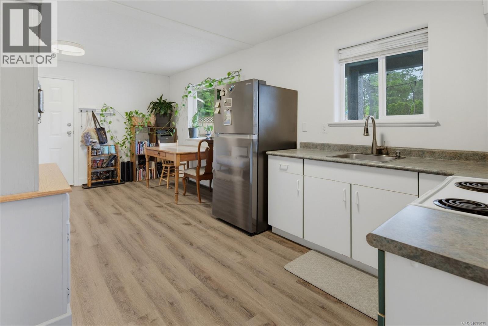 4000 Santa Rosa Pl - 35