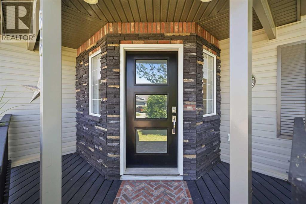 66 Pondside Crescent - photo 2