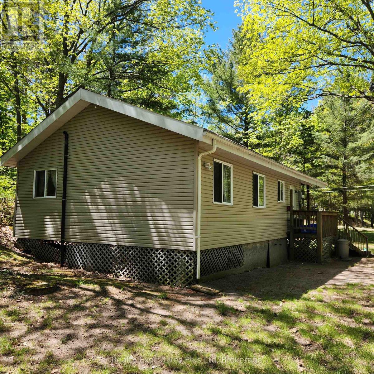 12 WAAGOSH MIIKANS LANE - Image 3