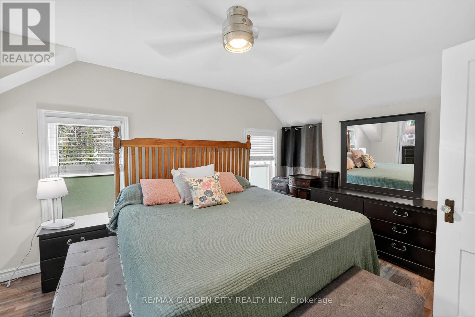 3555 CAMPDEN ROAD - 20