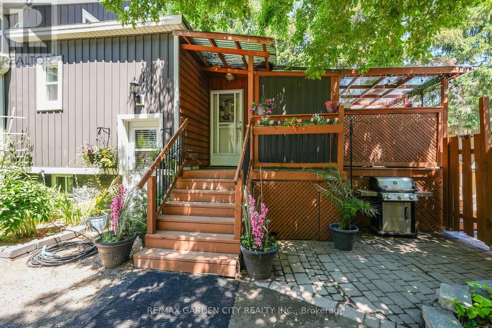 3555 CAMPDEN ROAD - 4