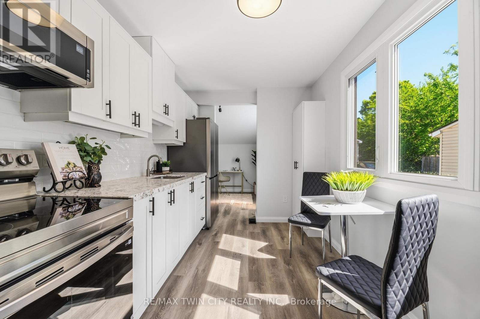 59 SALISBURY AVENUE - 10