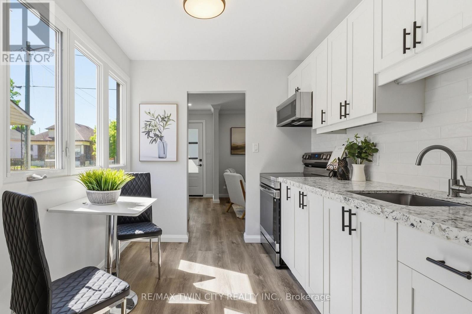 59 SALISBURY AVENUE - 12