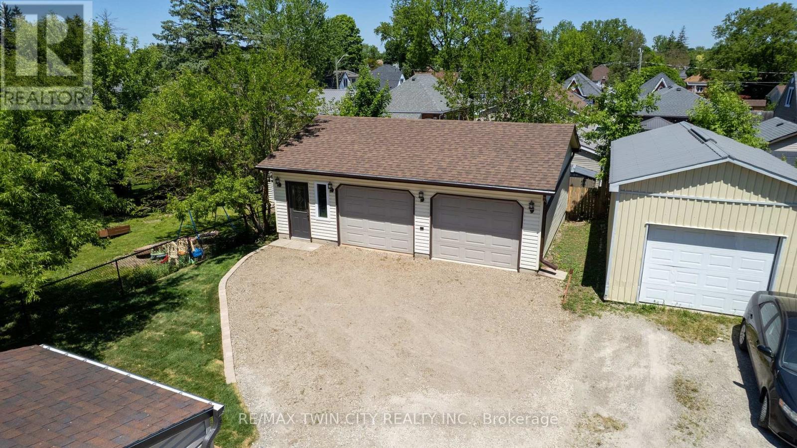 59 SALISBURY AVENUE - 29