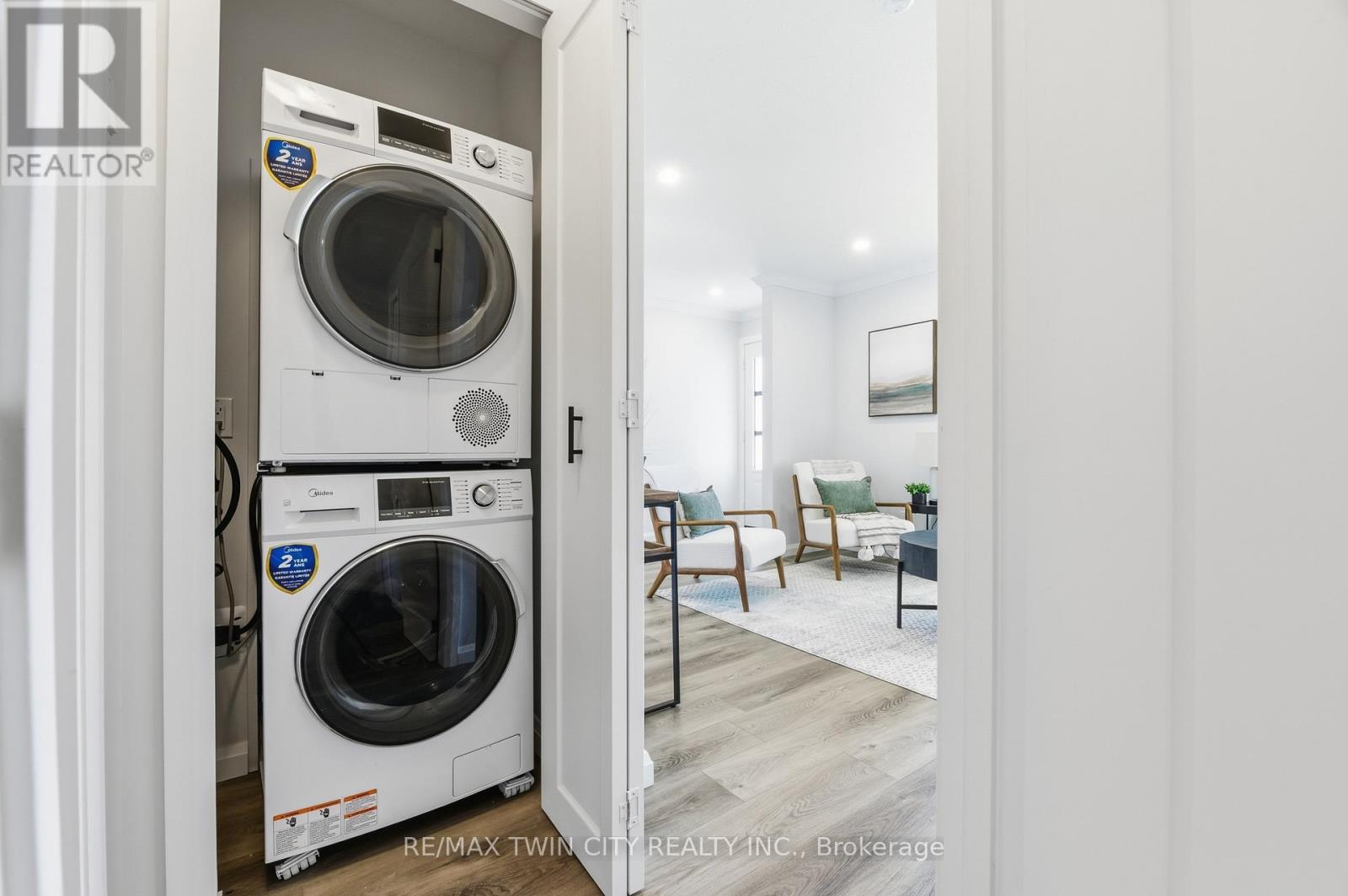 59 SALISBURY AVENUE - 8