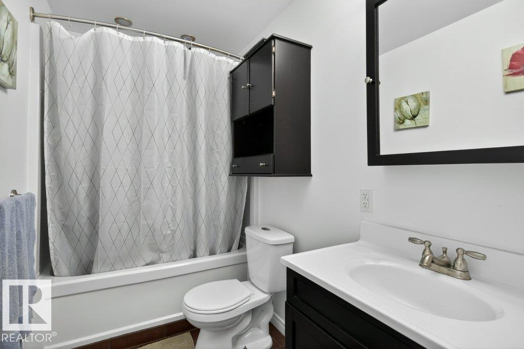 56 DARTMOUTH CR — photo 30
