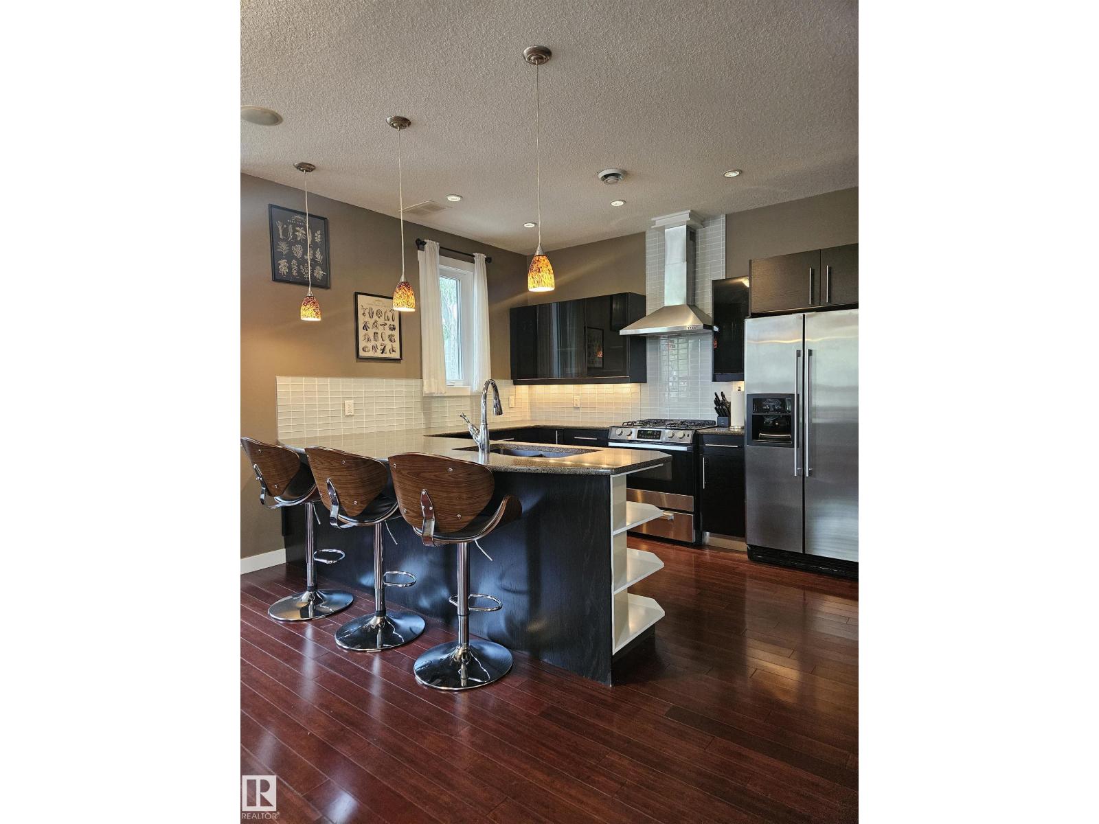 8306 108 ST NW - 21