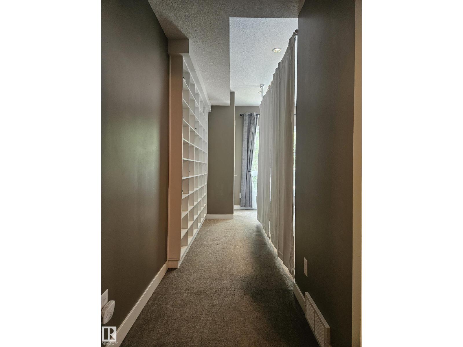8306 108 ST NW - 43