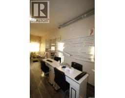 254 Centre Street, Shaunavon, SK S0N2M0 Photo 10