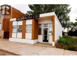 254 Centre Street, Shaunavon, SK S0N2M0 Photo 16