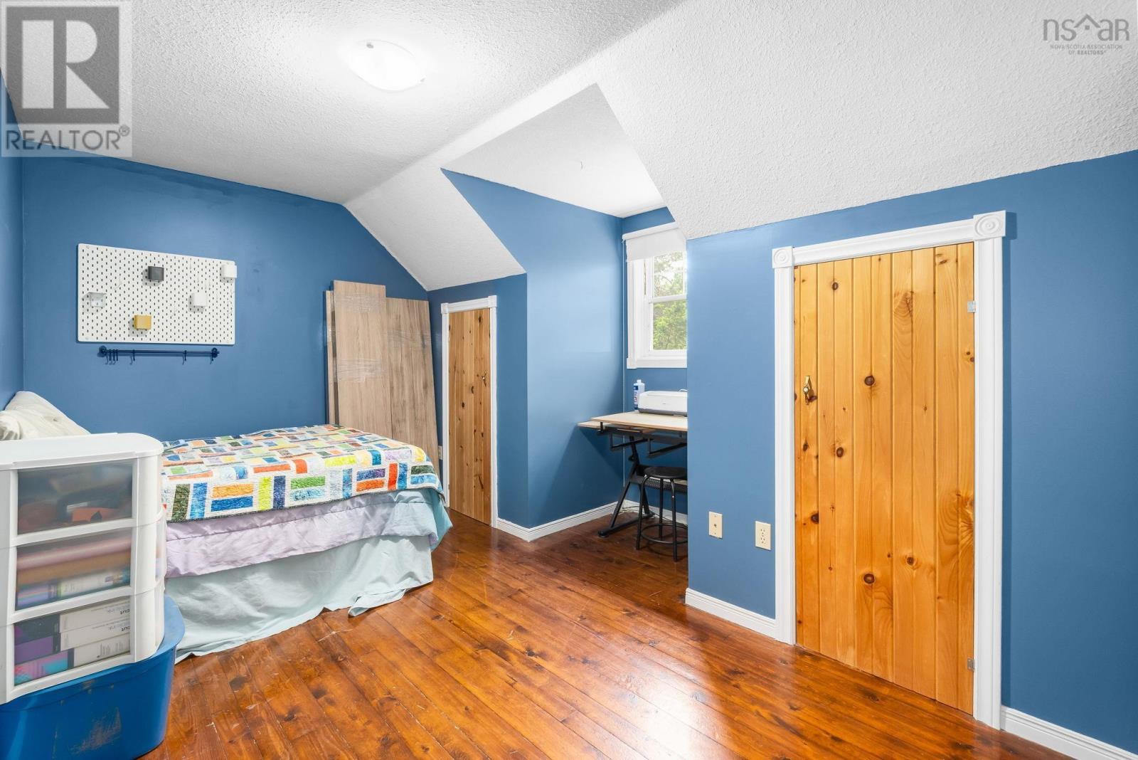 Property 20 of 41 of 1860 GERALD Drive