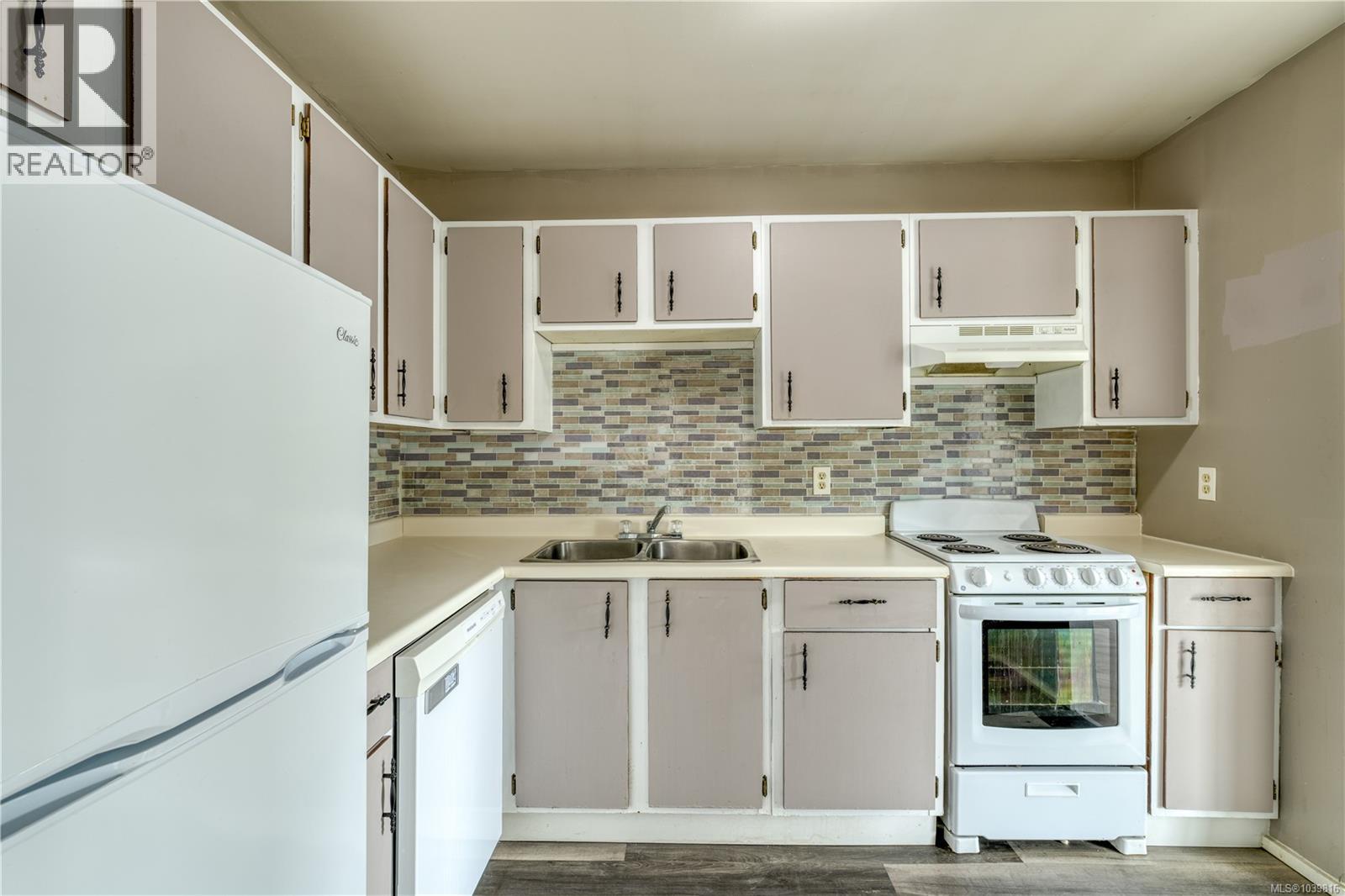#36 7077 Highland Dr - 11