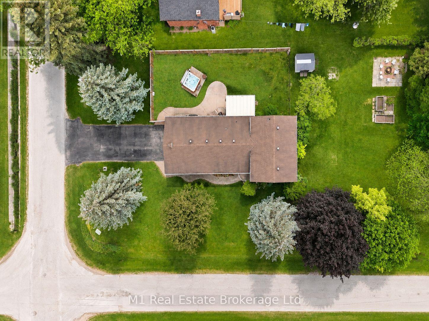 114 ANGELICA STREET - 40