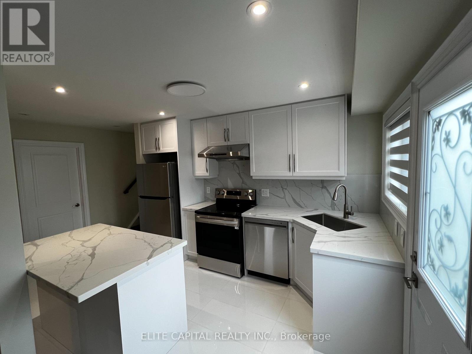 89 PICOLA COURT - 2