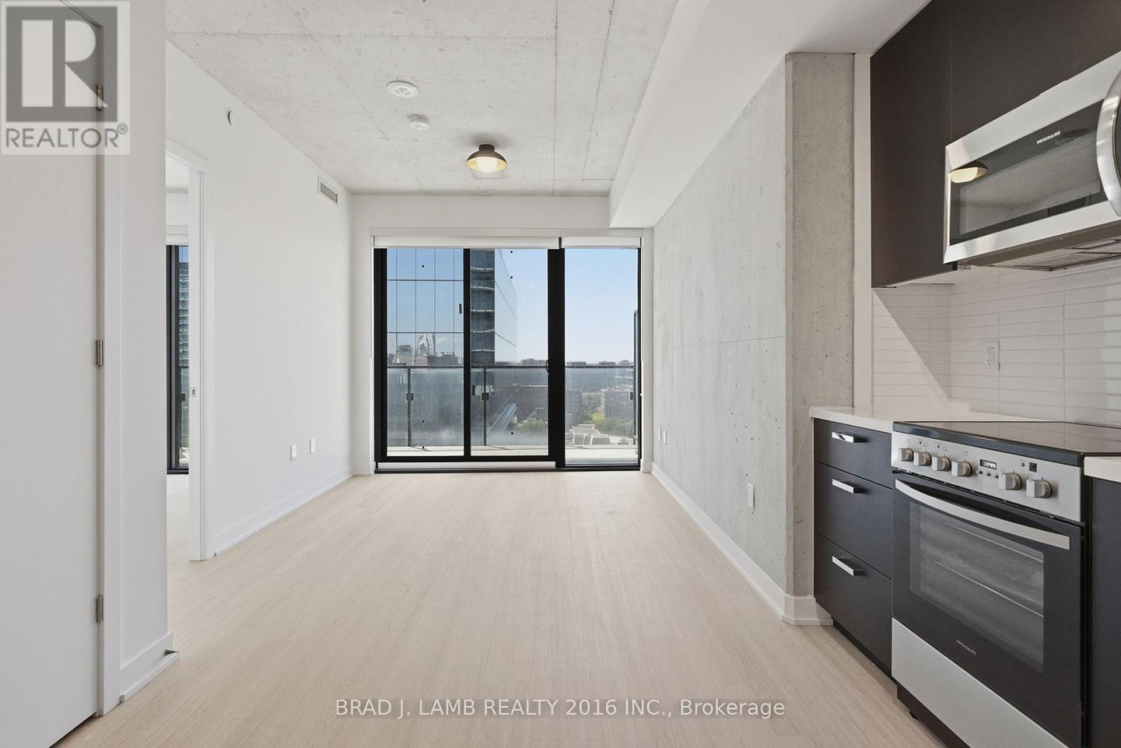 Listing photo of 1303 - 284 KING STREET E