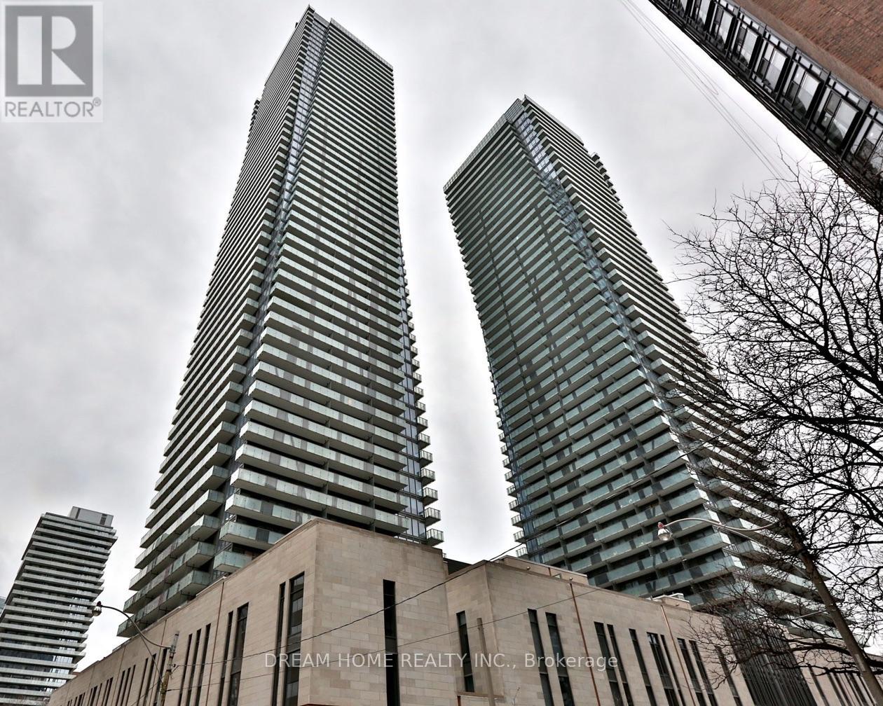 Listing photo of 1611 - 65 ST. MARY STREET